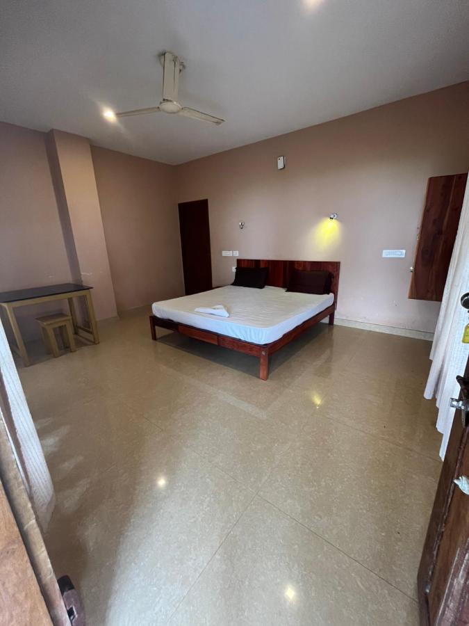 Kizhunna Rock Beach House كانور المظهر الخارجي الصورة