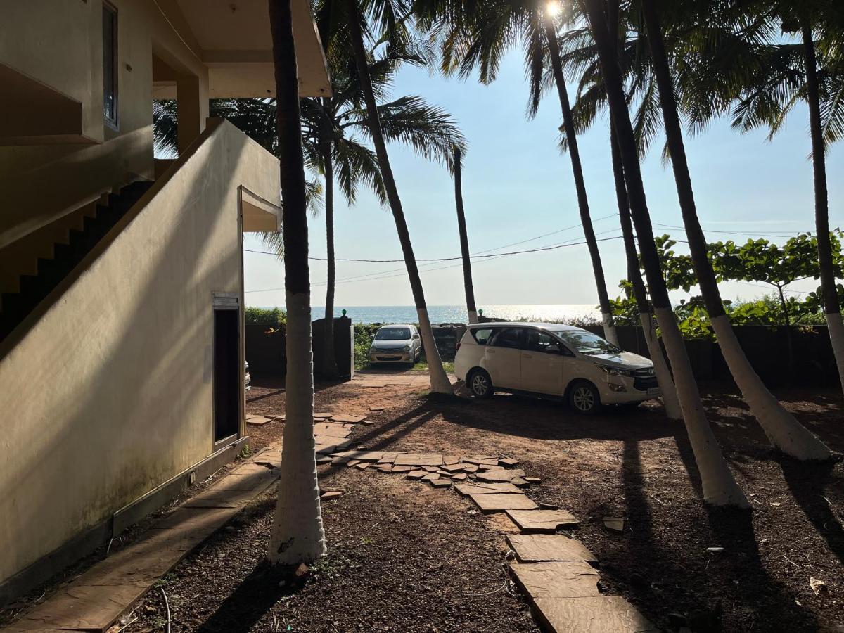 Kizhunna Rock Beach House كانور المظهر الخارجي الصورة